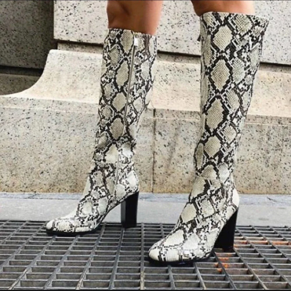 Kenneth Cole Justin Snake Skin Knee High Boots white and black size 6 - Picture 2 of 10